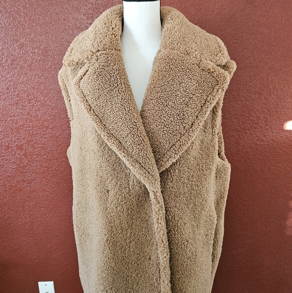 H&M Women's Brown Teddy Jacket - Picture 3 of 8